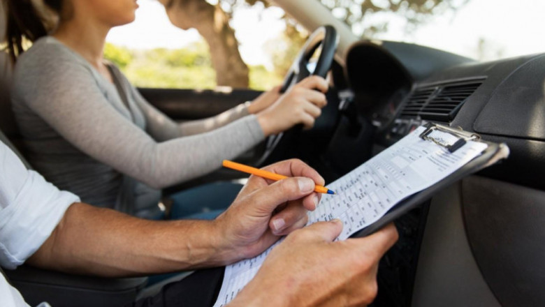 Professional Driving Lessons West Bromwich Tailored for Your Success