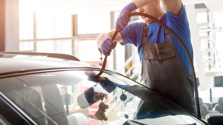 Choosing the Right Auto Glass Service What Every Car Owner Should Know