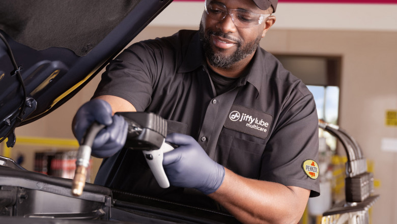 Oil Change Experts.