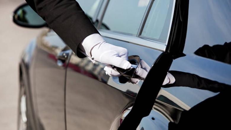 Discover Premium Limo and Car Services to the Hamptons