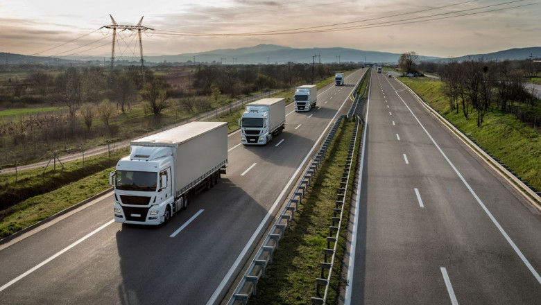 A Complete Guide to Road Cargo Services from Dubai to Riyadh