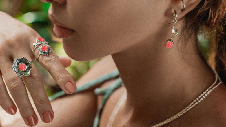 Rhodochrosite Earrings: A Stone That Speaks to the Soul