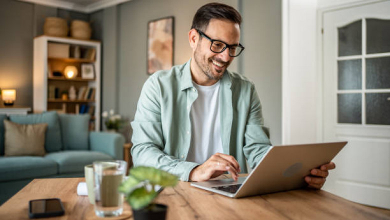 Types of Lenovo Laptops Available in Pakistan