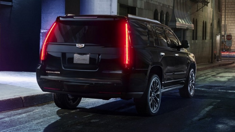 Master Your Day: The Flexibility and Luxury of Hourly Car Service NYC with Famous Drive