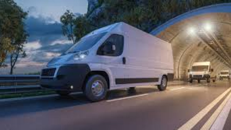 Rwanda Used Commercial Vehicle Market Insights: Size, Trends & Forecast 2025-2030