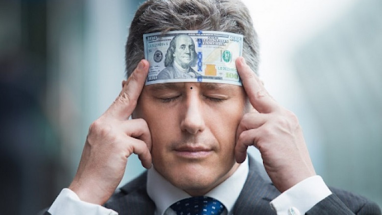 In-House vs. Outsourcing Accounting Services: What’s Better for NYC Entrepreneurs?