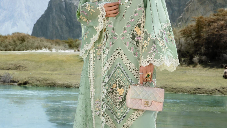 Luxury Meets Tradition: Shopping Crimson 3PC Unstitched Suits