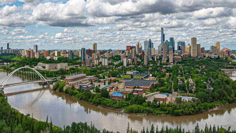 How Edmonton’s Compliance Certificate Process Differs for Commercial RPRs