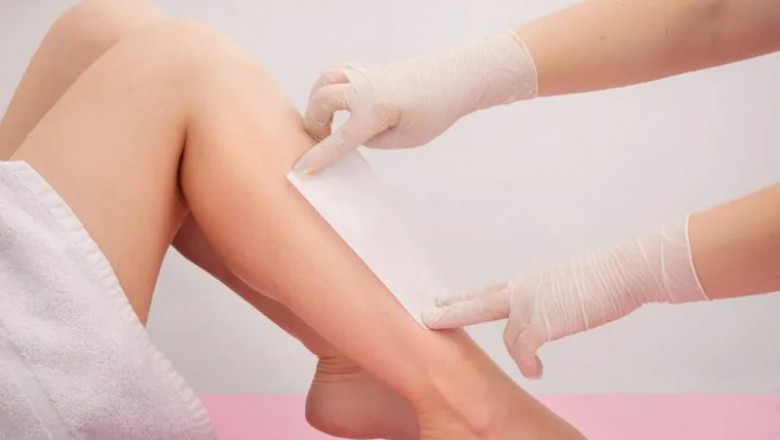 Stay Smooth and Confident with Divine Beauty’s Waxing at Home Services in Pakistan