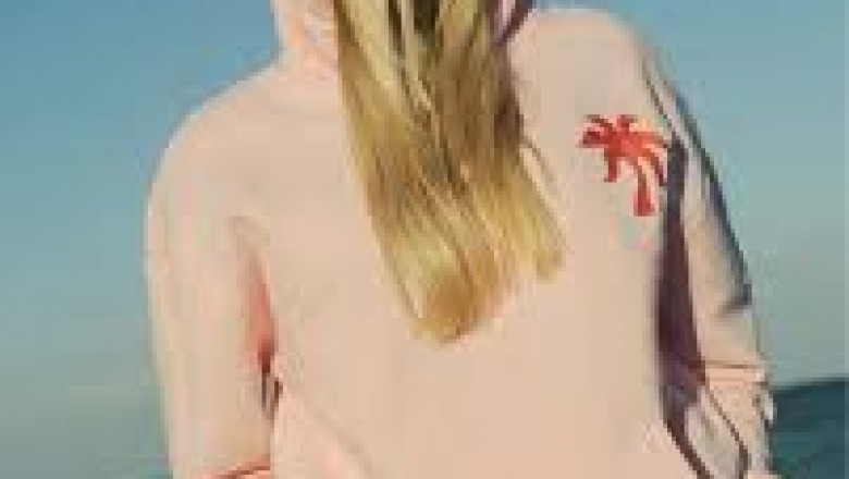 How Pink Palm Puff Blends Sustainability with Streetwear