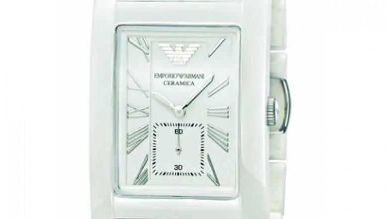 Elegance and Precision: A Comprehensive Guide to Armani Watches for Women