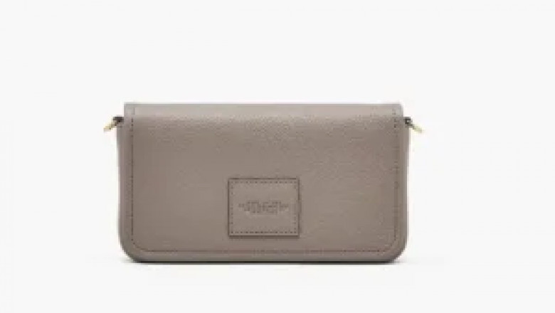 The Ultimate Guide to Marc Jacobs Bags: Timeless Style and Elegance