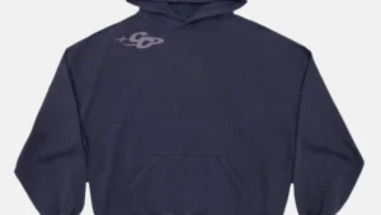 10 Must-Have Zach Bryan Merch Items You’ll Regret Not Grabbing