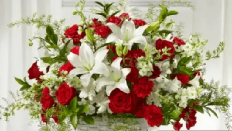 Meaningful Flowers for Funeral Laredo Texas: A Local Guide