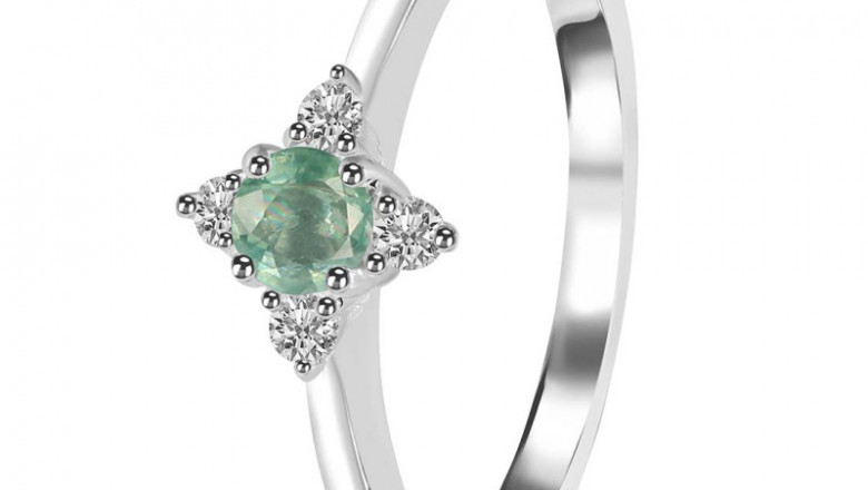 From Nature to Necklaces: The Rise of Green Kyanite Jewelry in 2025