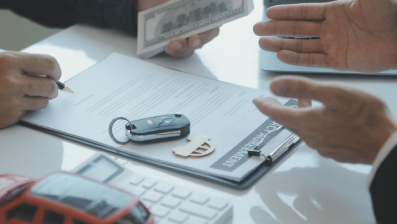 Annual vs. Monthly Premiums: Which Is Better for Car Insurance in Dubai?